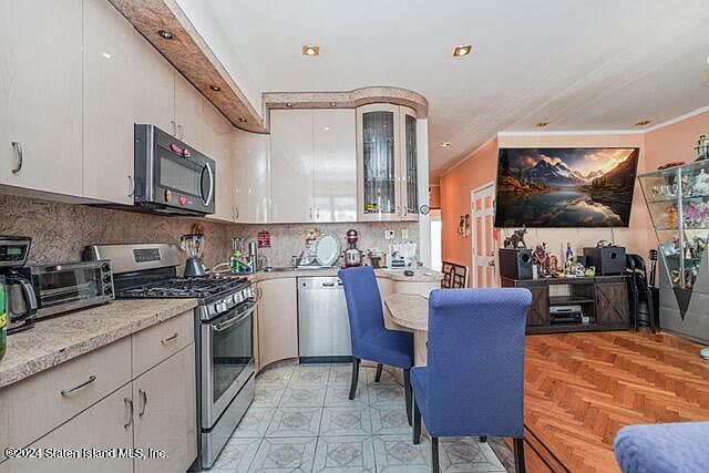 2404 84th St Brooklyn, NY 11214 - Thumbnail 5