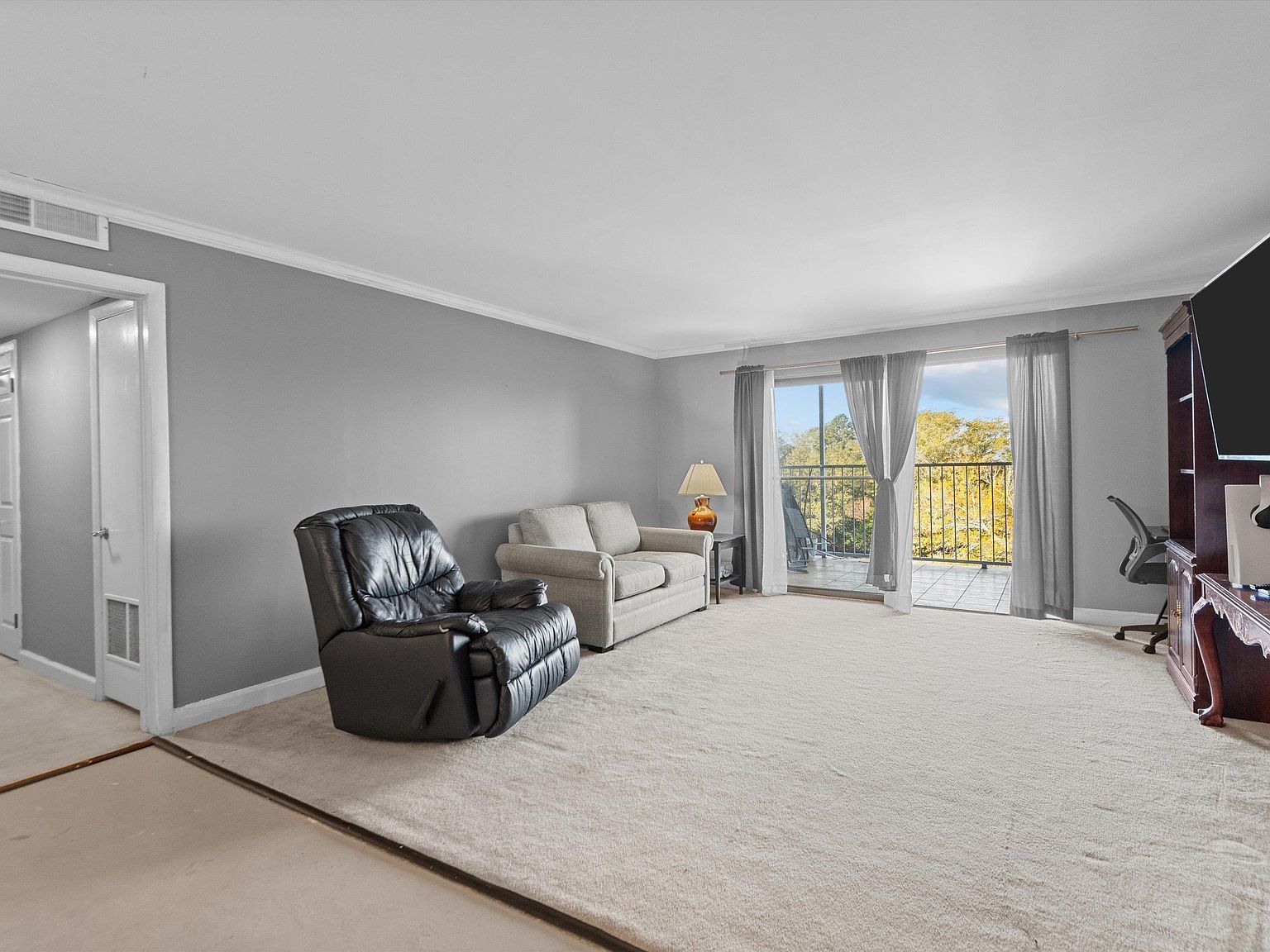 1825 Saint Julian Pl APT 8D Columbia, SC 29204 - Thumbnail 5