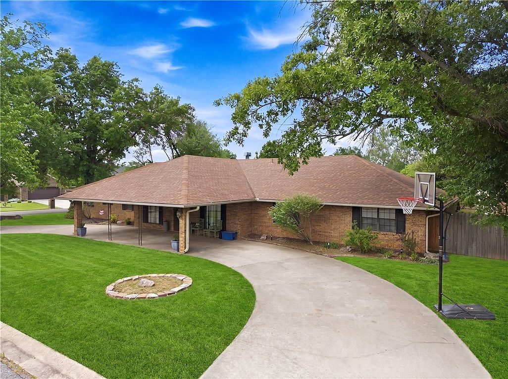 1613 S Colonial Cir Sallisaw, OK 74955 - Thumbnail 5
