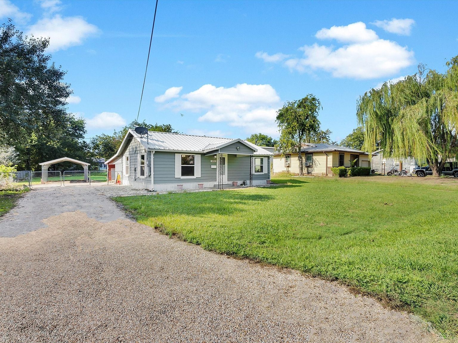 1103 Commerce St W Honey Grove, TX 75446 - Thumbnail 5