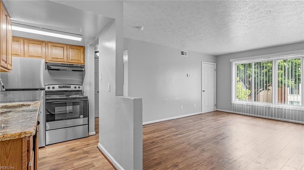 30 Pacific Dr UNIT 1 Hampton, VA 23666 - Thumbnail 5