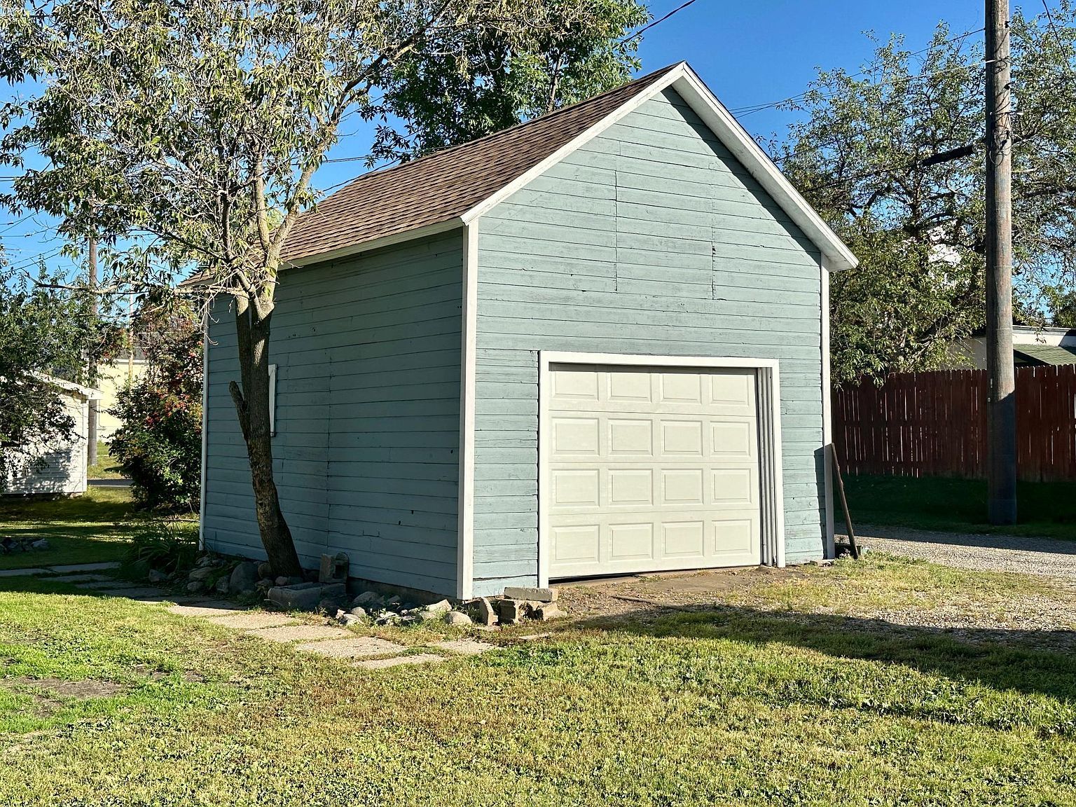 604 Corey Ave Coleraine, MN 55722 - Thumbnail 5