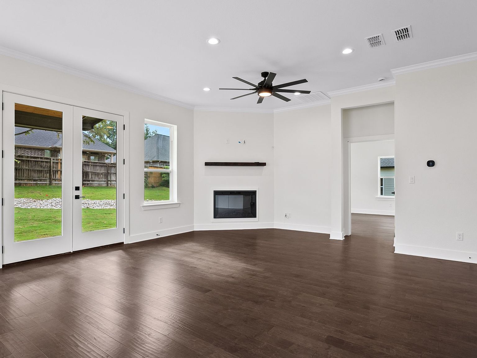 1100 S Main St Lindale, TX 75771 - Thumbnail 5