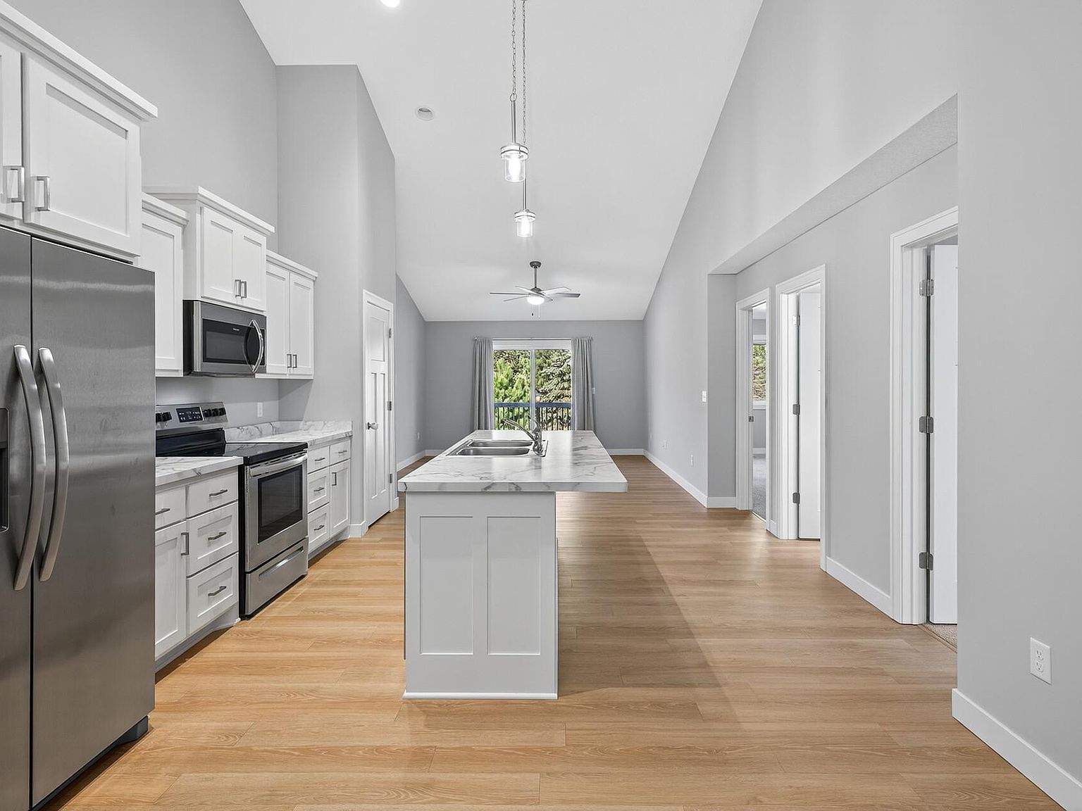 340 21st Ave SW Cambridge, MN 55008 - Thumbnail 5