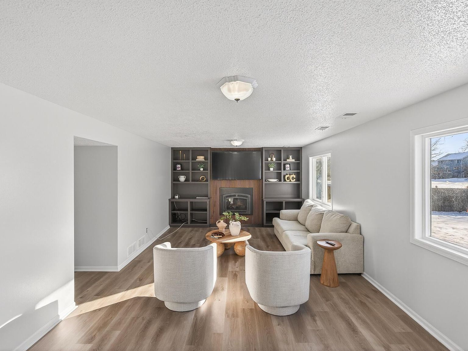 14430 Woodbridge Ln Savage, MN 55378 - Thumbnail 5