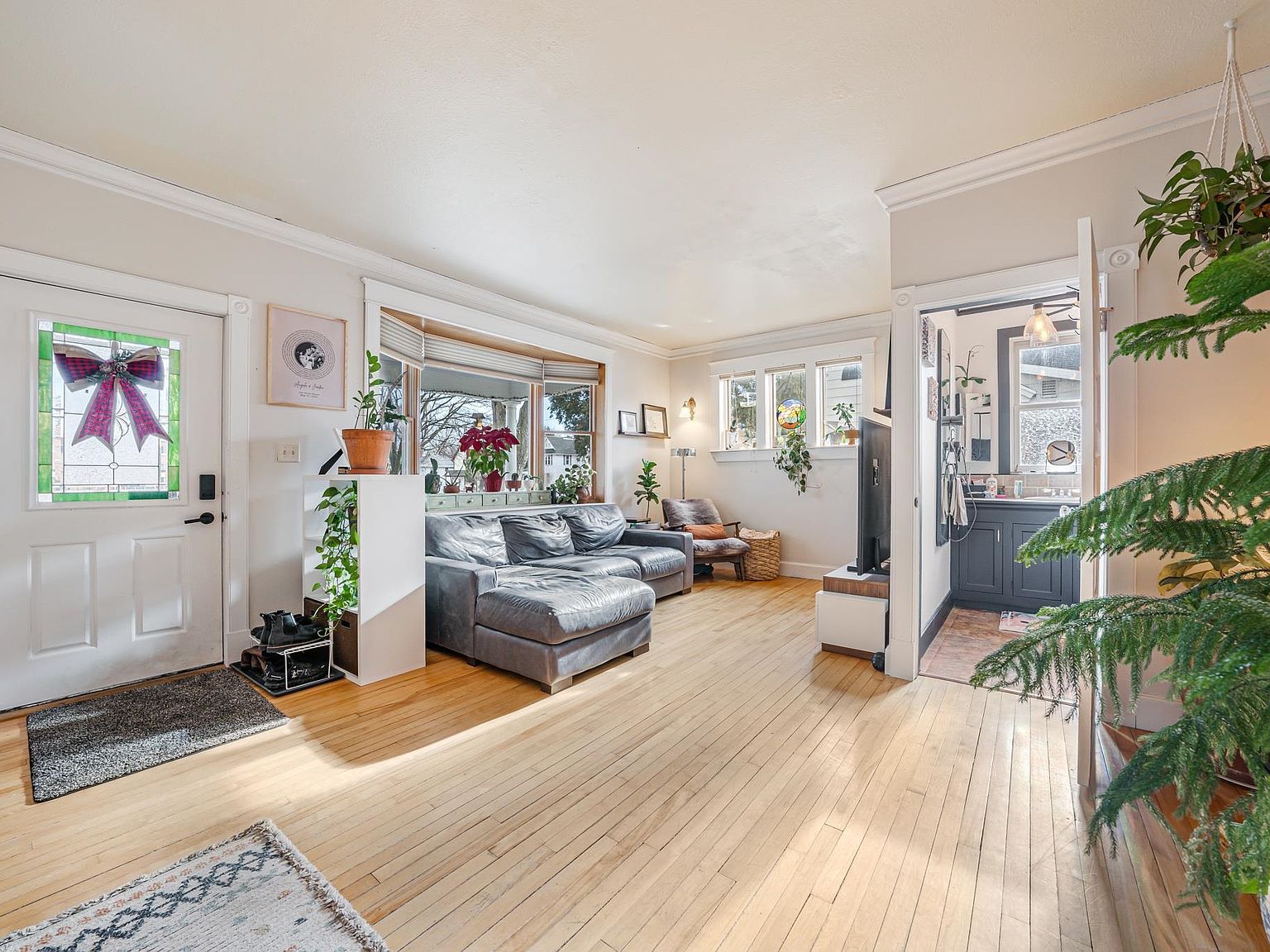 517 S Locust St Appleton, WI 54914 - Thumbnail 5