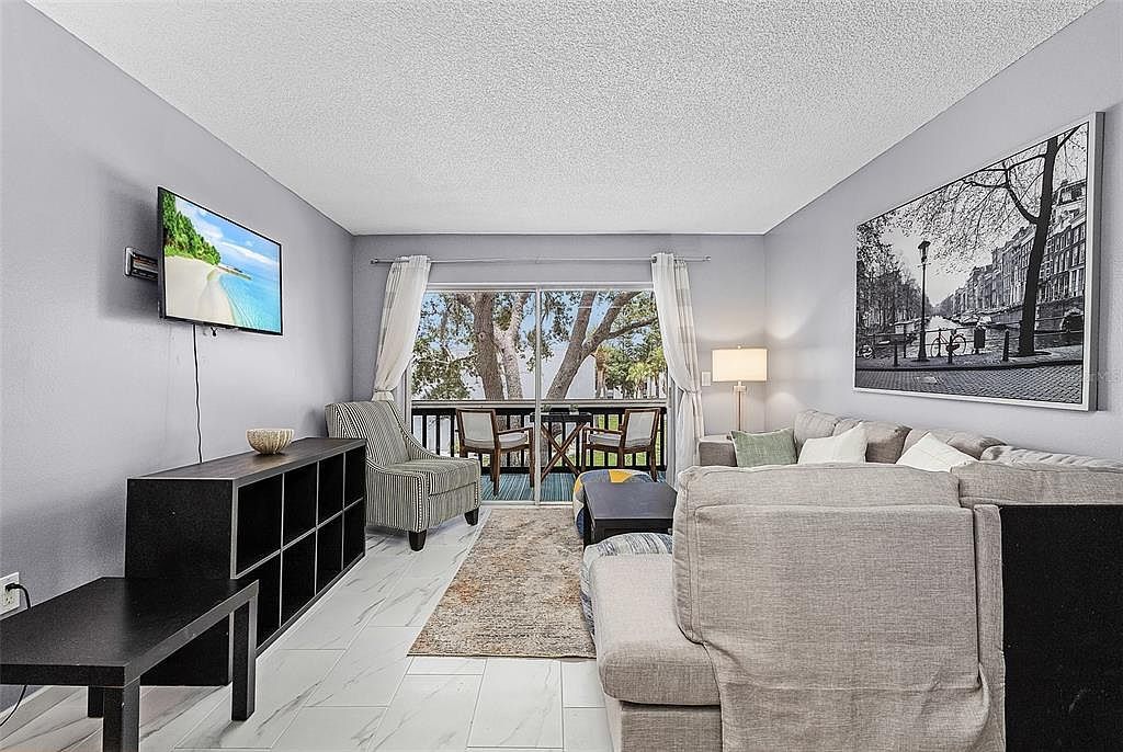 3245 Beneva Rd UNIT 3245-201 Sarasota, FL 34232 - Thumbnail 5