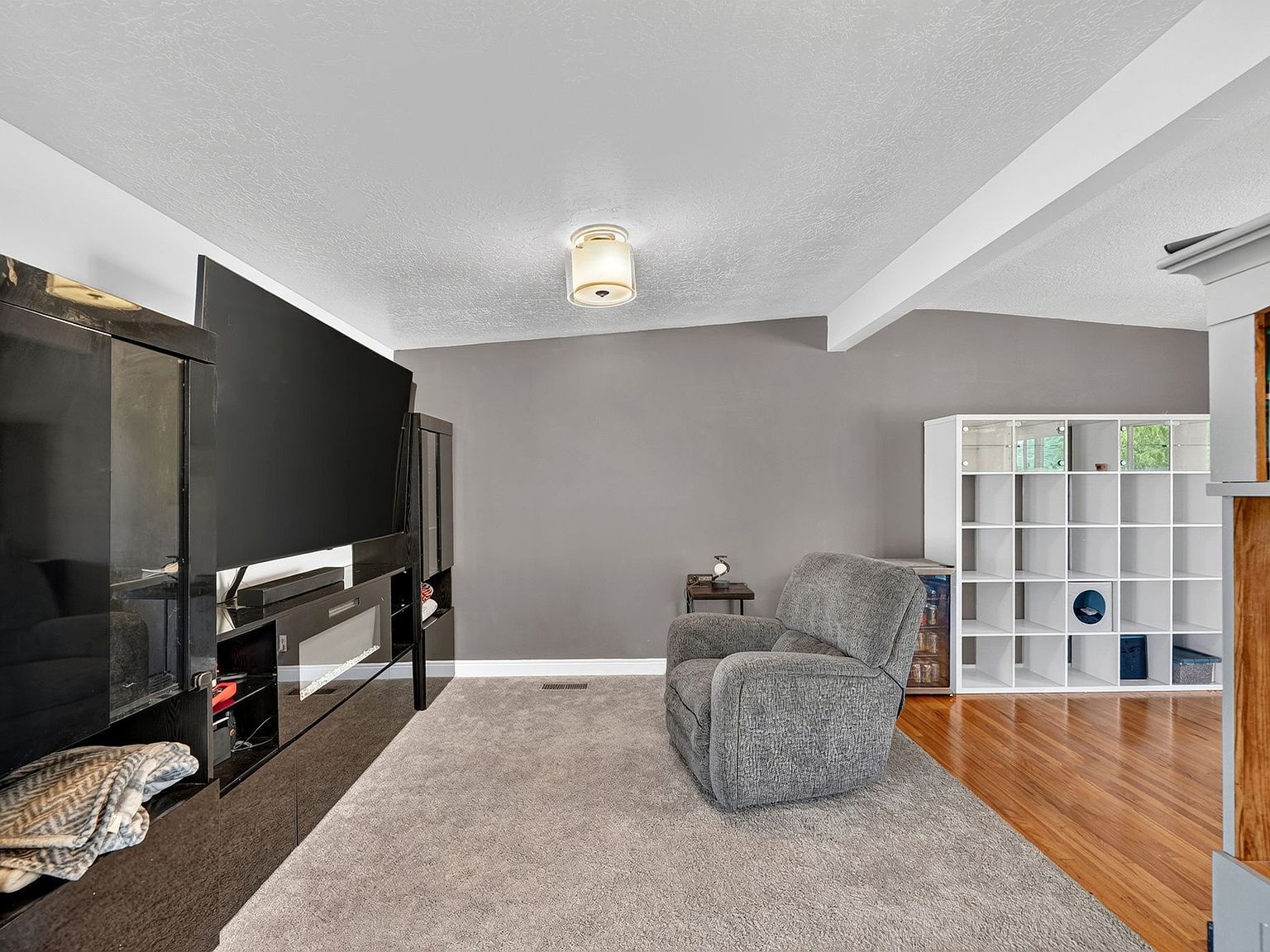 1045 Peach Dr Ogden, UT 84404 - Thumbnail 5