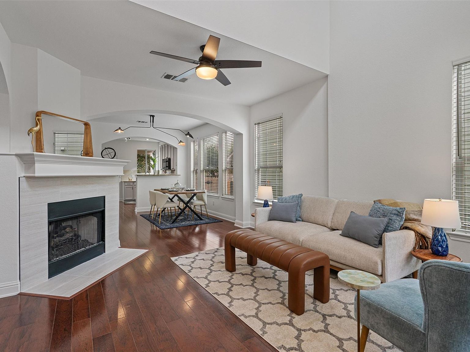 1810 Village Oak Ct Austin, TX 78704 - Thumbnail 5