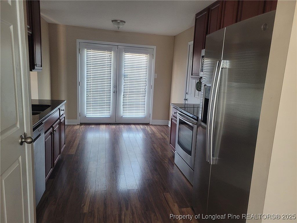 6560 Honeysuckle Dr Fayetteville, NC 28304 - Thumbnail 5