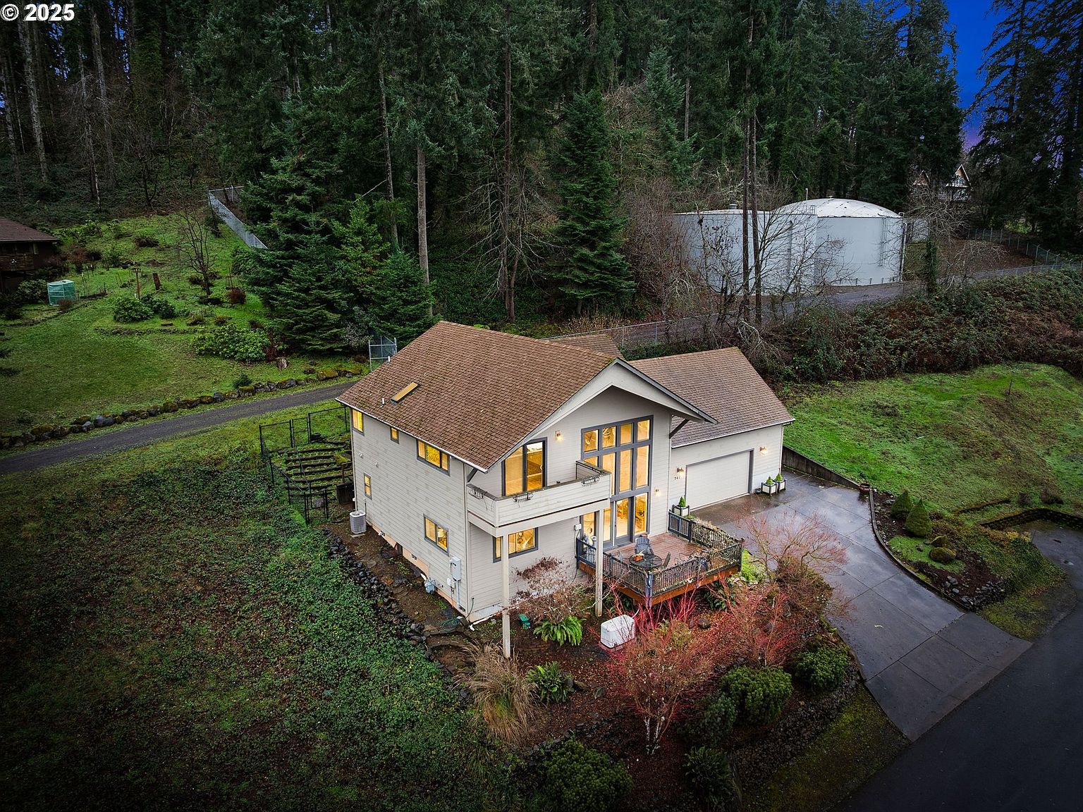 747 Holbrook Ln Creswell, OR 97426 - Thumbnail 5