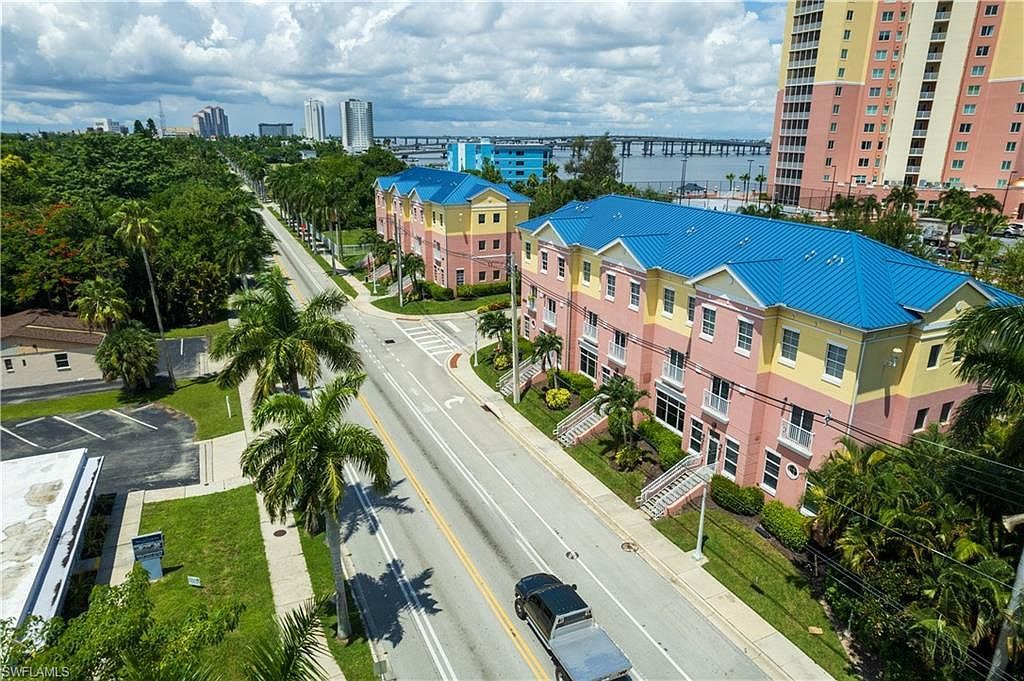 2743 1st St APT 406 Fort Myers, FL 33916 - Thumbnail 5