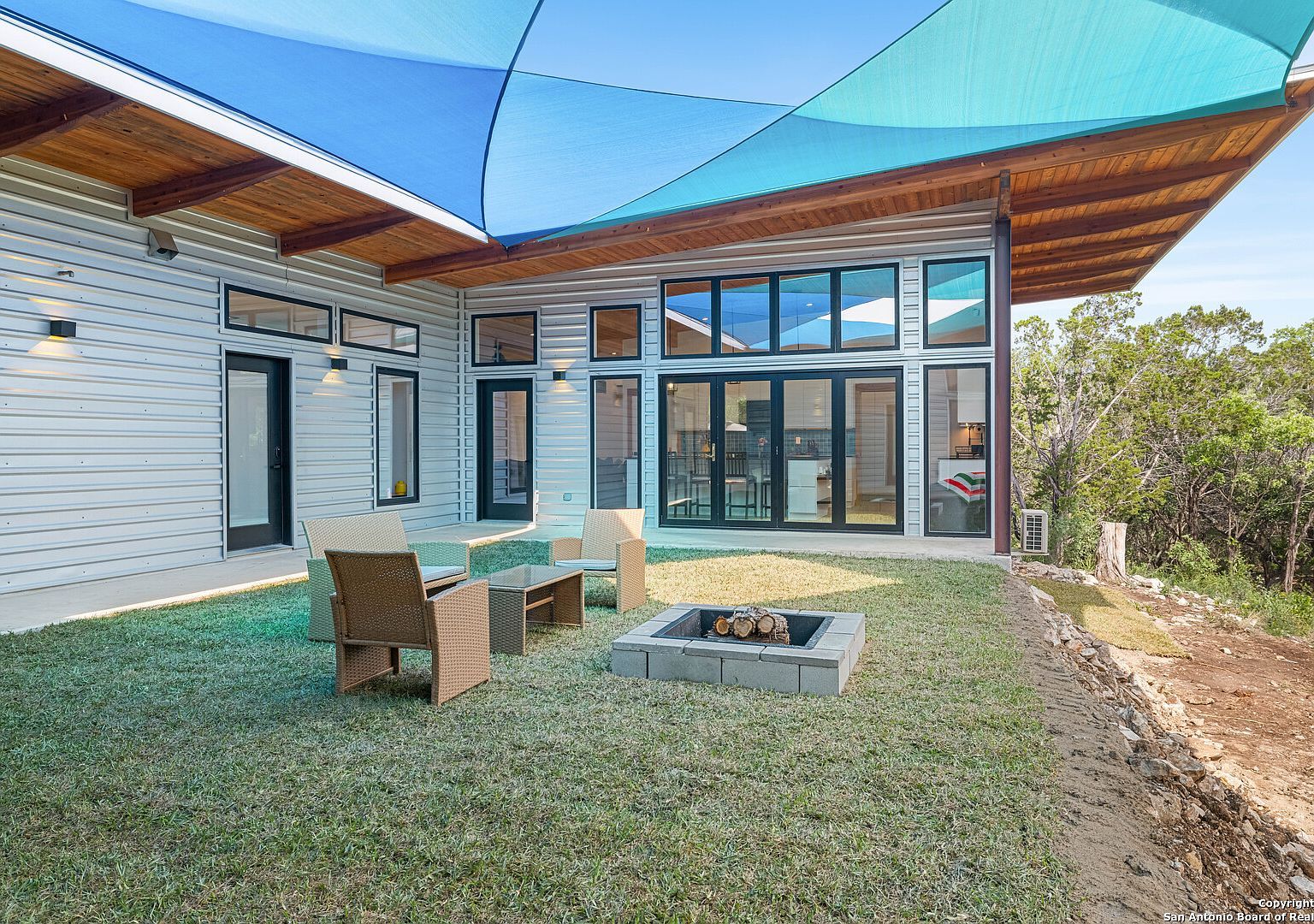 320 County Road 2722 Mico, TX 78056 - Thumbnail 5