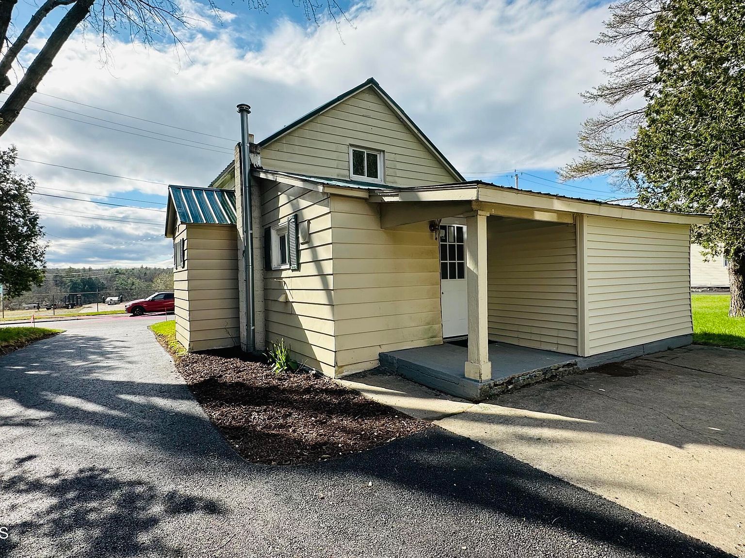 4 Allen St Hudson Falls, NY 12839 - Thumbnail 5