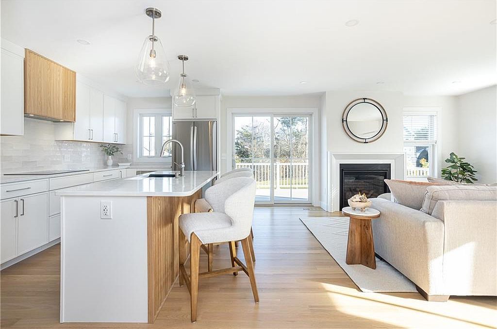 10 Mount Hope Ave Portsmouth, RI 02871 - Thumbnail 5