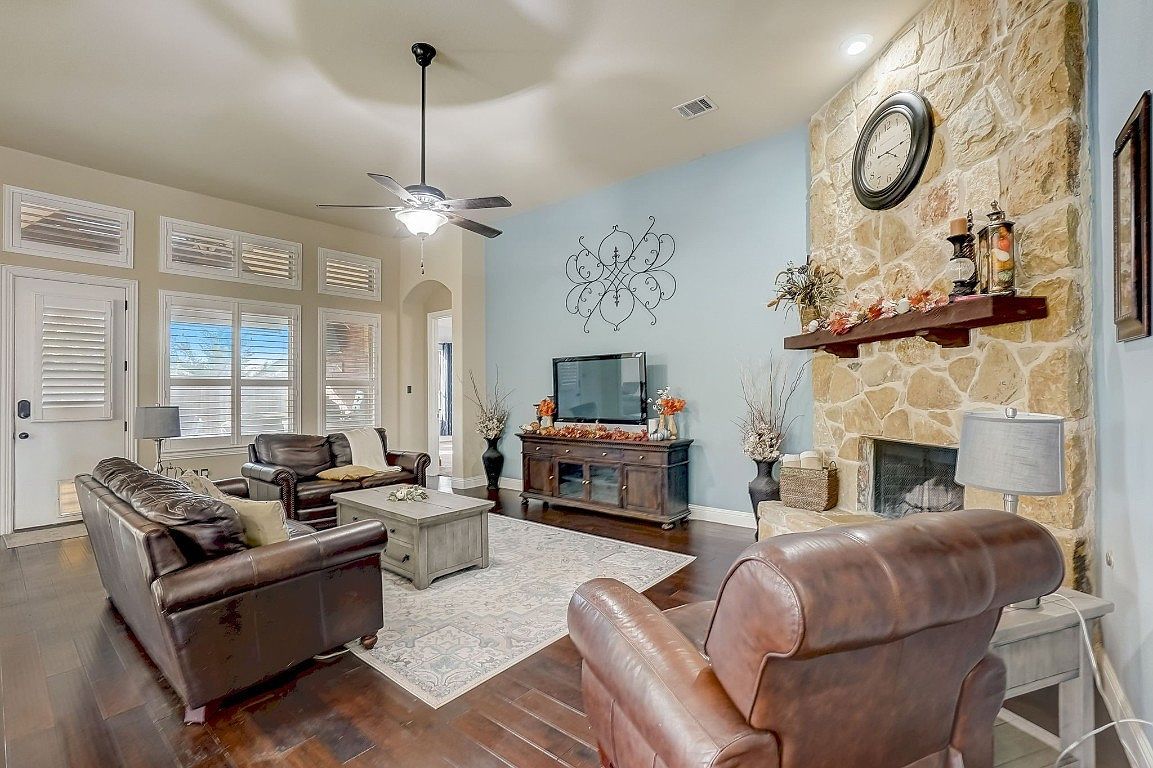 12205 Audrianna Dr Frisco, TX 75033 - Thumbnail 5