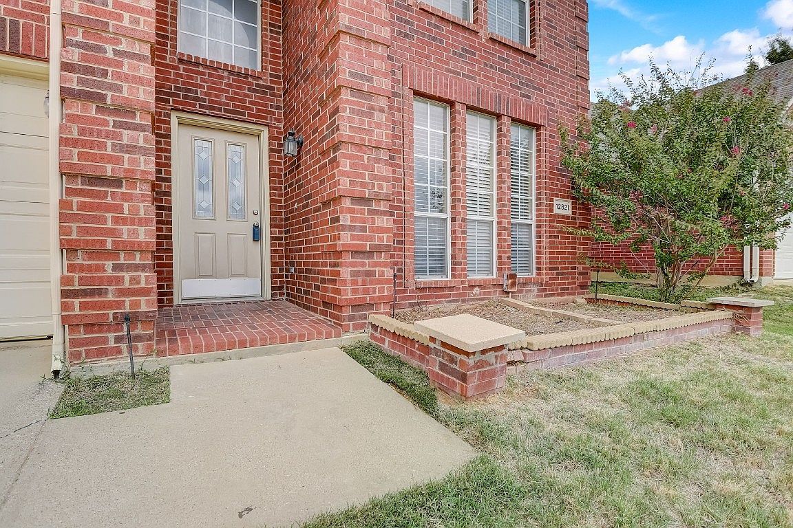 12821 Peach Tree Way Euless, TX 76040 - Thumbnail 5