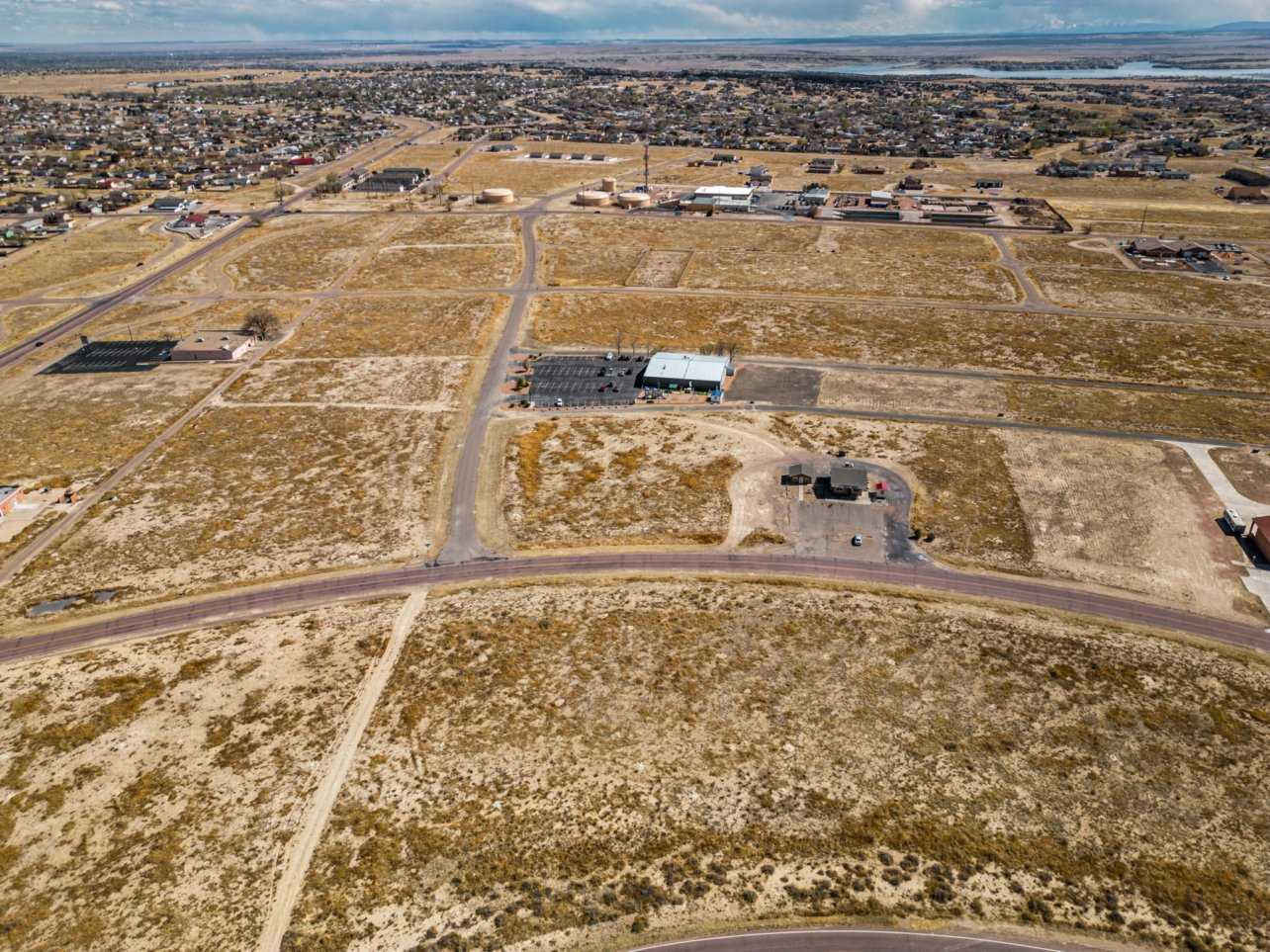 20 West Hahns Peak Avenue, Pueblo West, CO, USA - Thumbnail 5