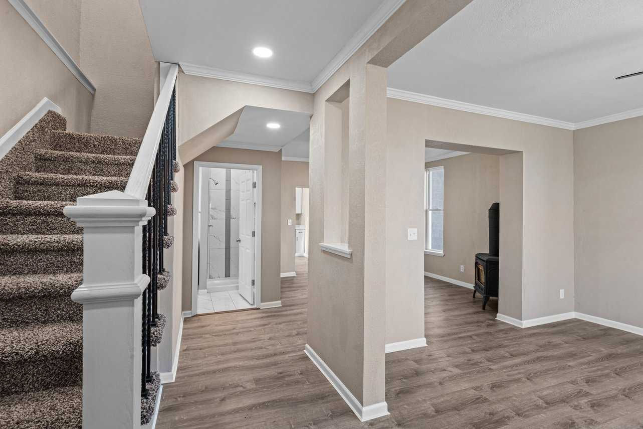 1021 Lake Avenue, Pueblo, CO, USA, 81004 - Thumbnail 5