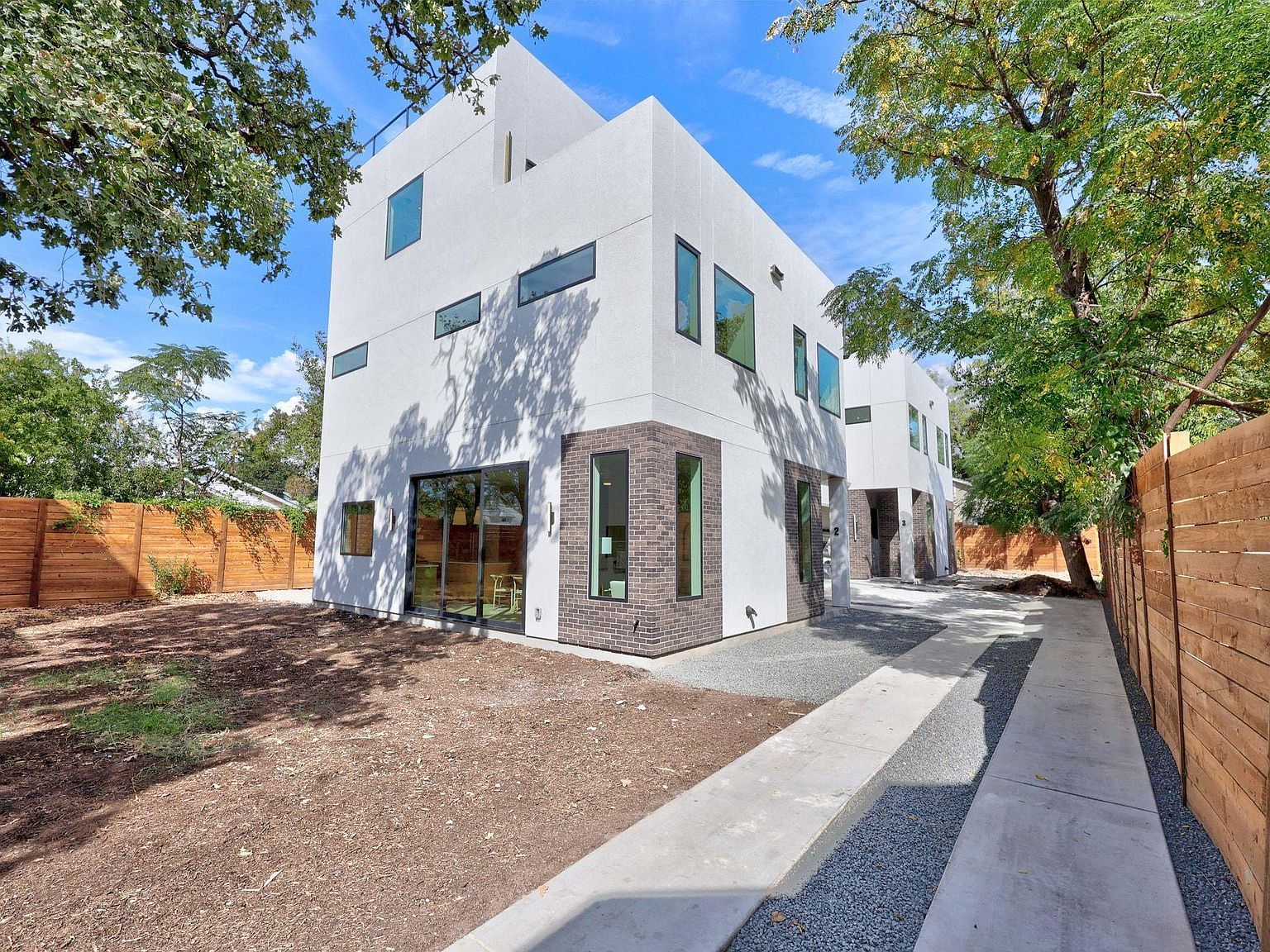 1175 Navasota St #2 Austin, TX 78702 - Thumbnail 5