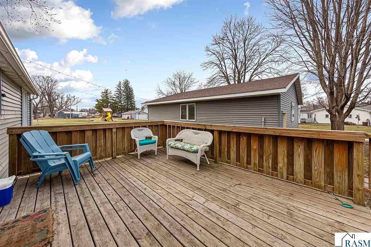 203 1st St E Vernon Center, MN 56090 - Thumbnail 5