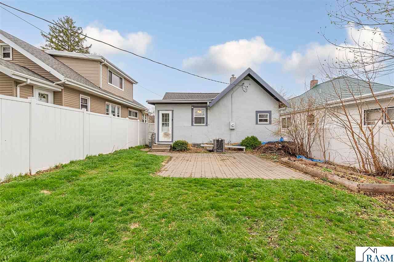 910 N 2nd St Mankato, MN 56001 - Thumbnail 5