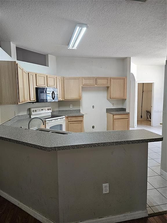 704 Eola Way Haines City, FL 33844 - Thumbnail 5