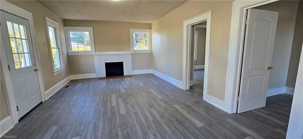 113 Edgeworth St High Point, NC 27262 - Thumbnail 5