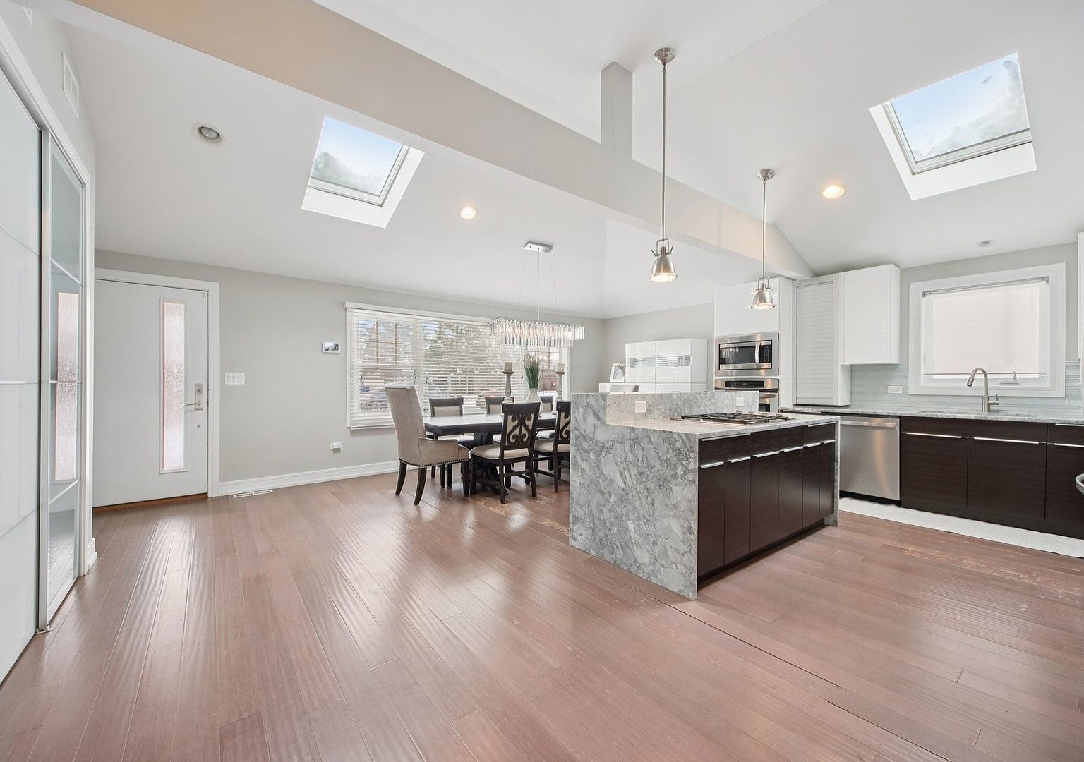 7525 170th St Tinley Park, IL 60477 - Thumbnail 5