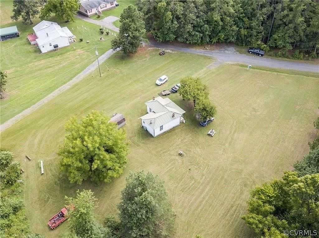 493 Solomon Rd Crewe, VA 23930 - Thumbnail 5