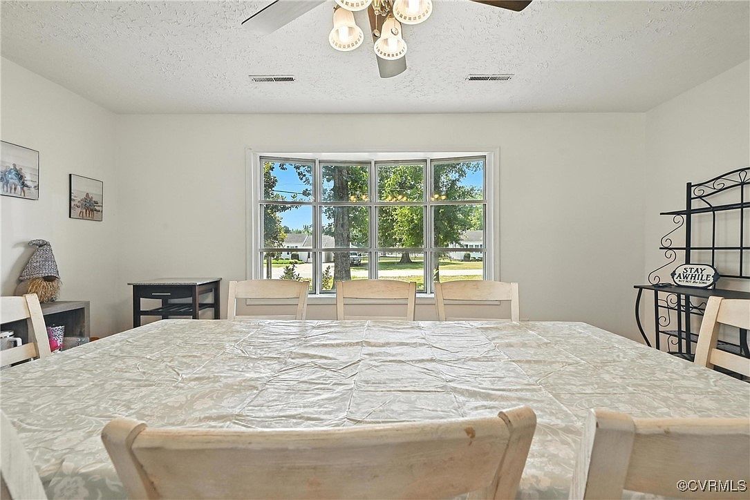 1593 Baxter Rd Prince George, VA 23875 - Thumbnail 5