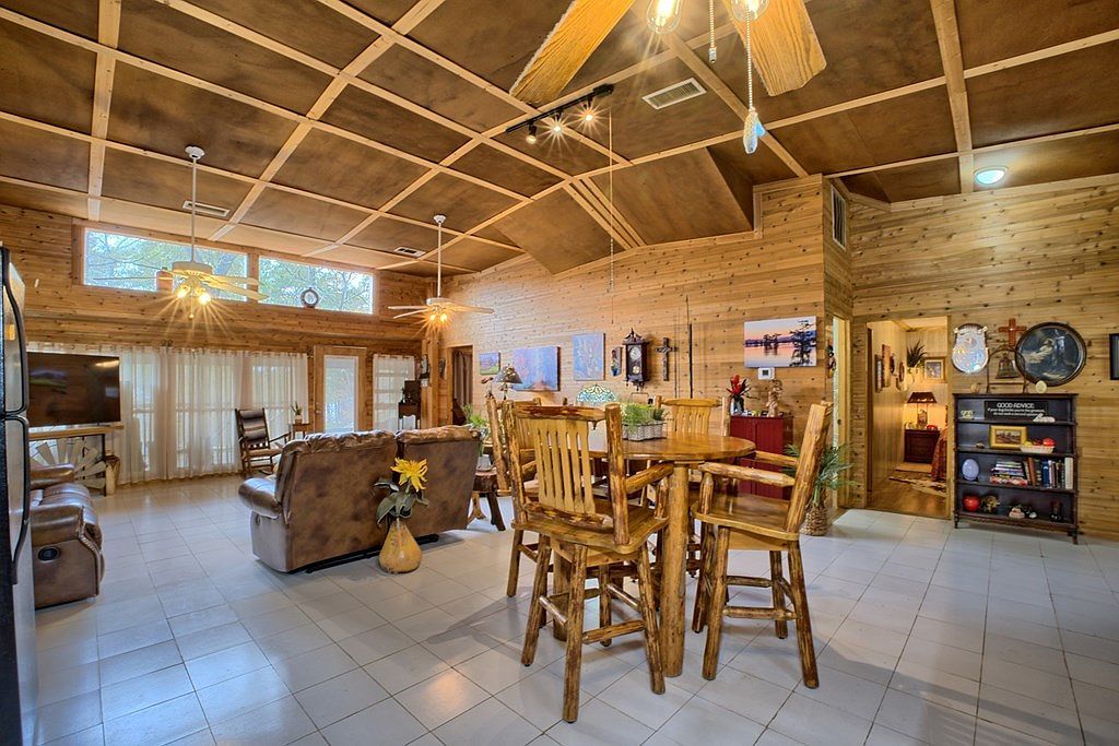 389 Lakeland Cir Hemphill, TX 75948 - Thumbnail 5