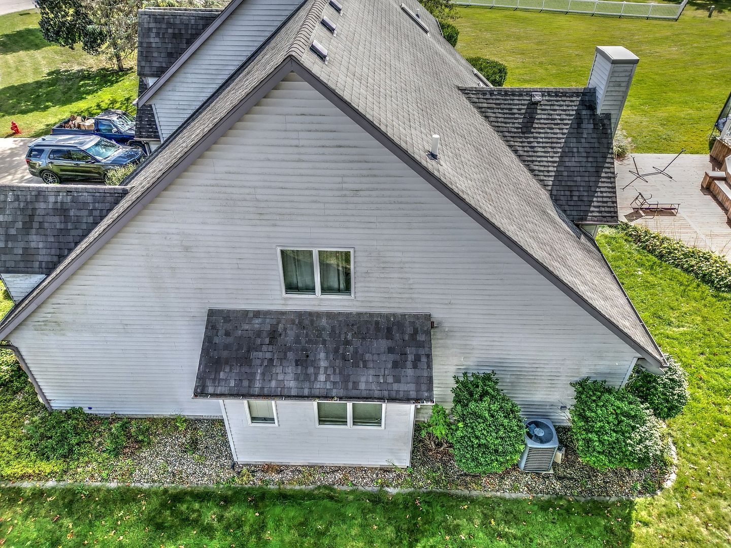 107 S Loveridge Ln Watseka, IL 60970 - Thumbnail 5