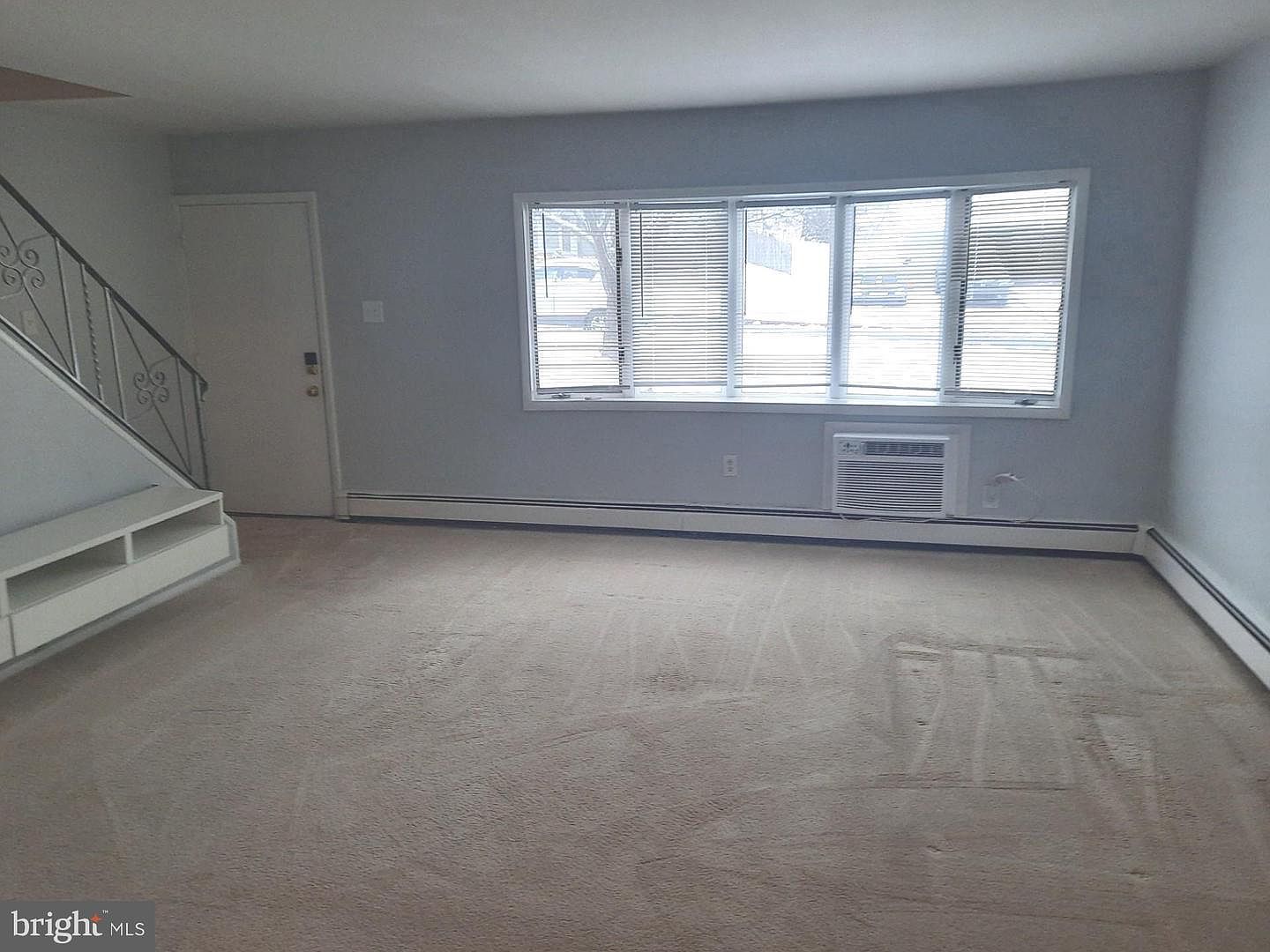 35 Viking Ln Levittown, PA 19054 - Thumbnail 5