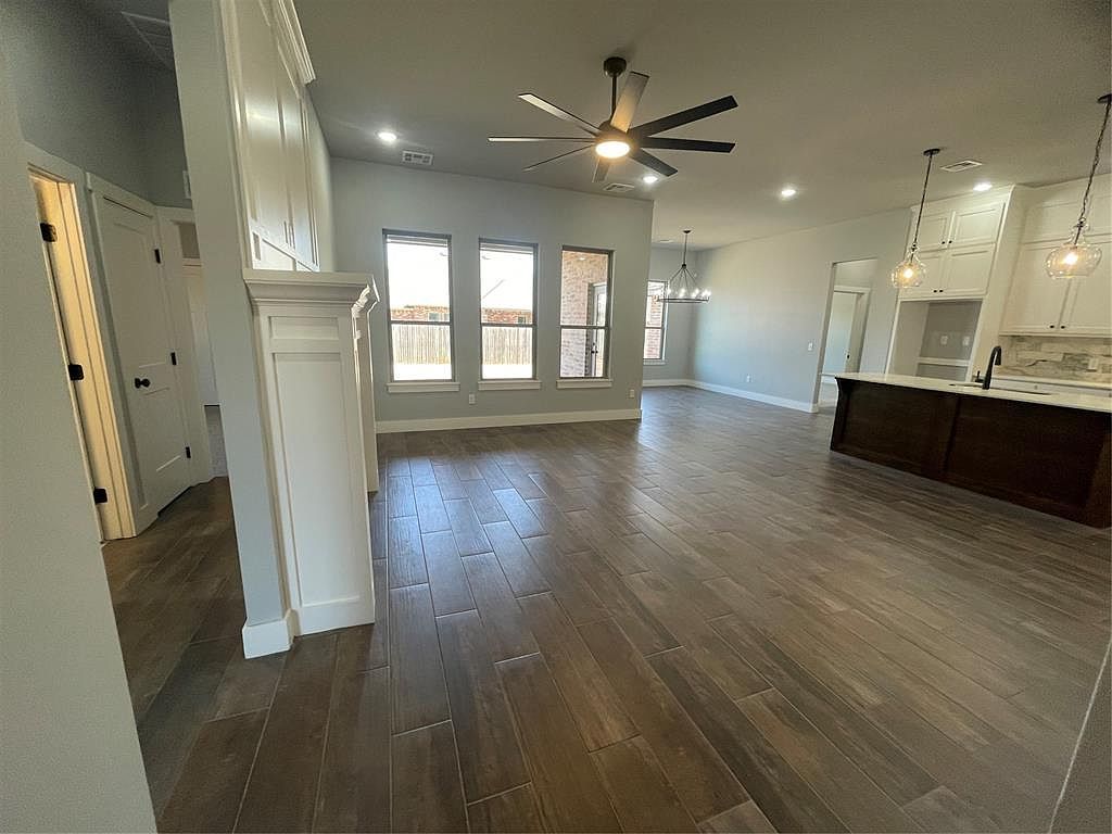 4516 Hambletonian Ln Mustang, OK 73064 - Thumbnail 5