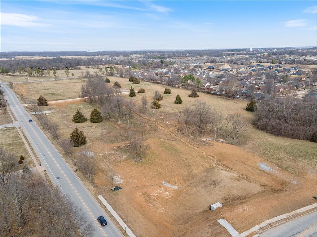 1541 N Dogwood St #9 Siloam Springs, AR 72761 - Thumbnail 5