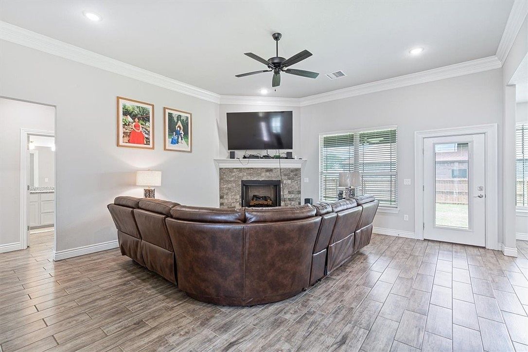 2600 N Penny St Siloam Springs, AR 72761 - Thumbnail 5