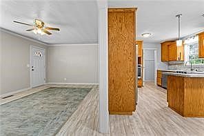 252 S Eastern Ave Gentry, AR 72734 - Thumbnail 5