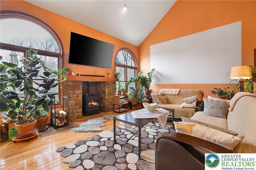 1392 Whispering Hills Ct Effort, PA 18330 - Thumbnail 5