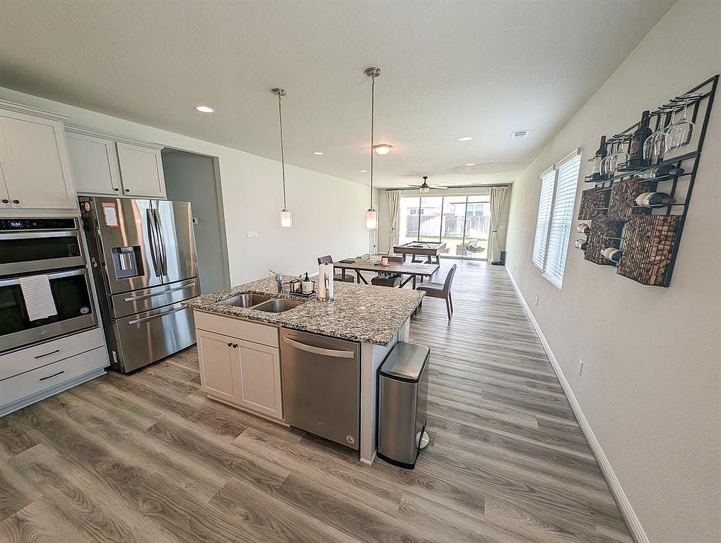 410 Watercourse Way Bastrop, TX 78602 - Thumbnail 5