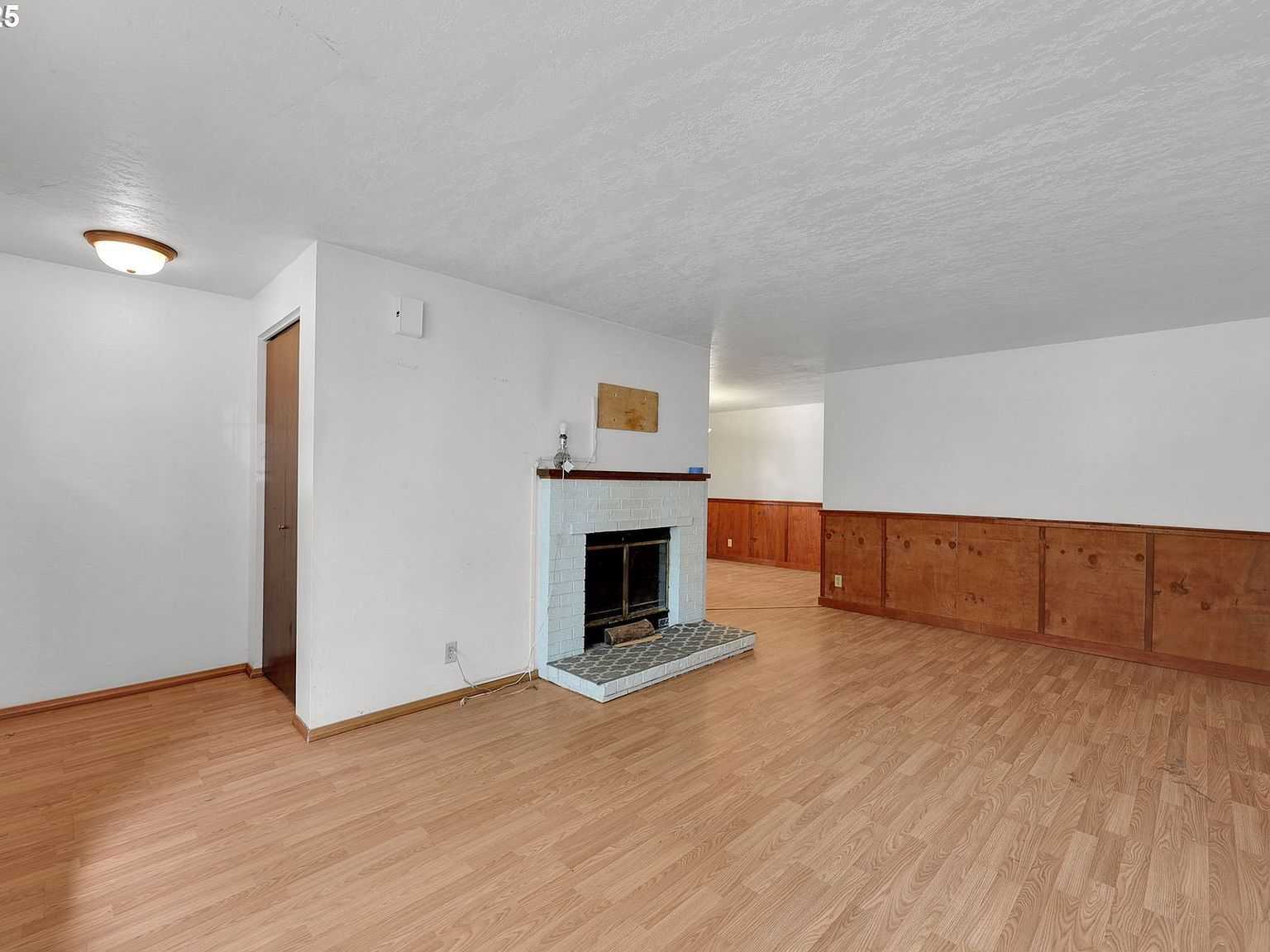 810 Birch St Junction City, OR 97448 - Thumbnail 5