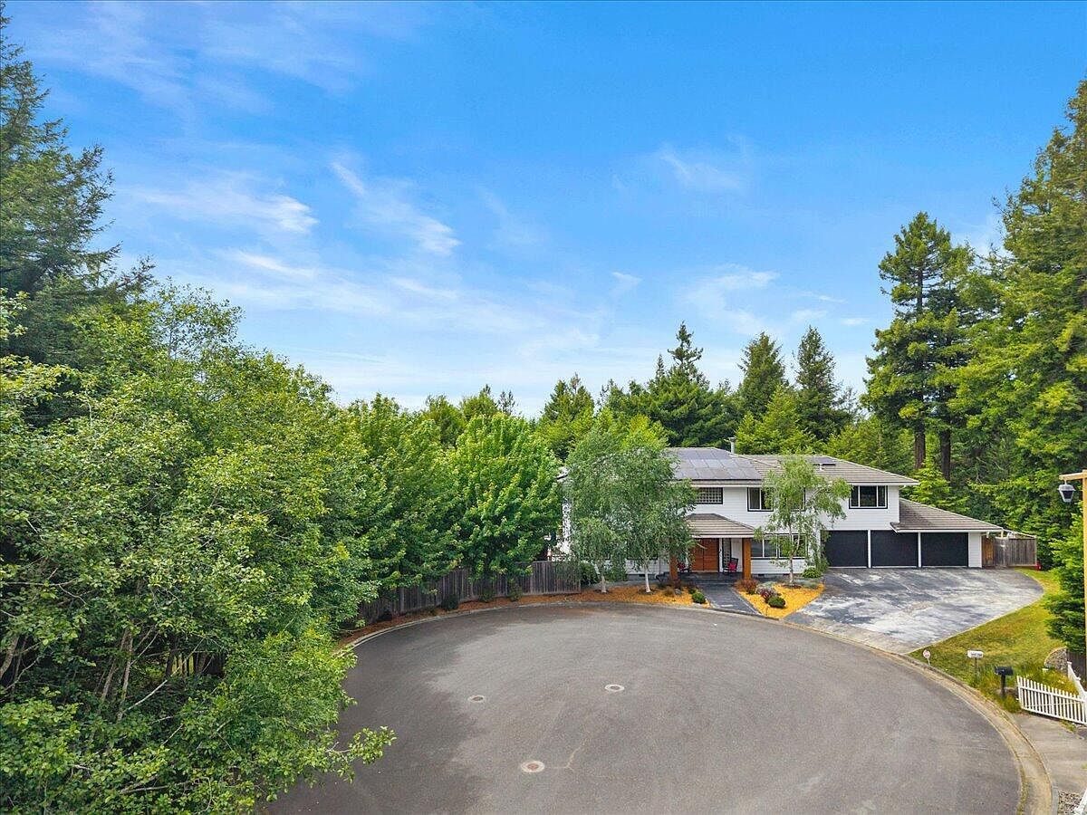 1346 Diamond Dr Arcata, CA 95521 - Thumbnail 5