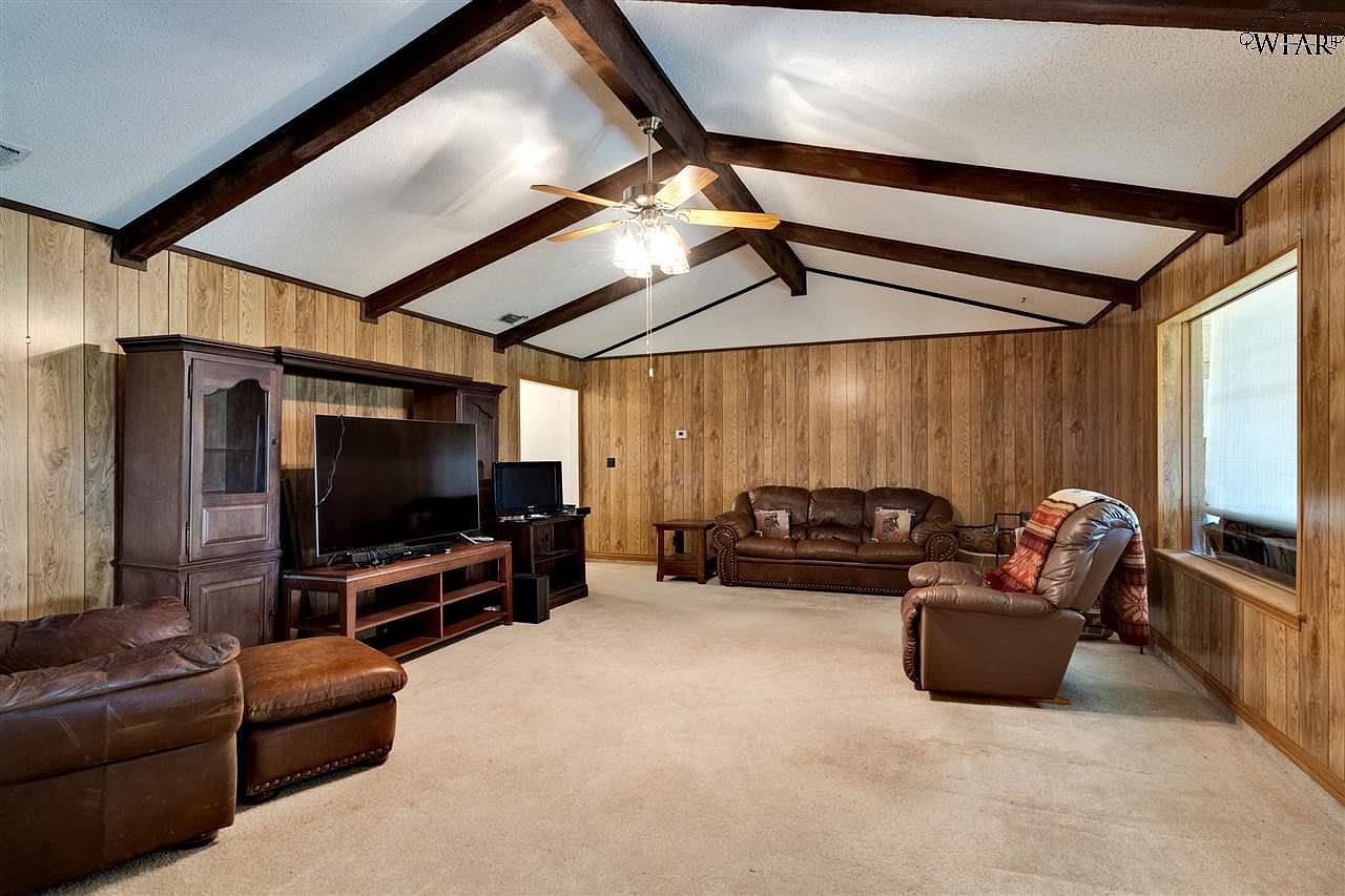 1707 Quail Valley Rd Iowa Park, TX 76367 - Thumbnail 5