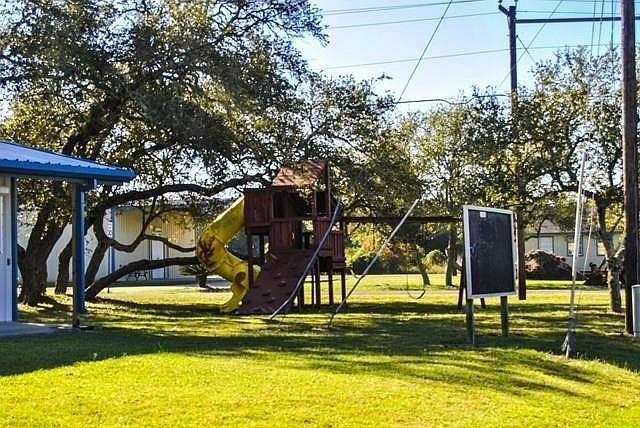 663-664 Northwest Dr Rockport, TX 78382 - Thumbnail 5