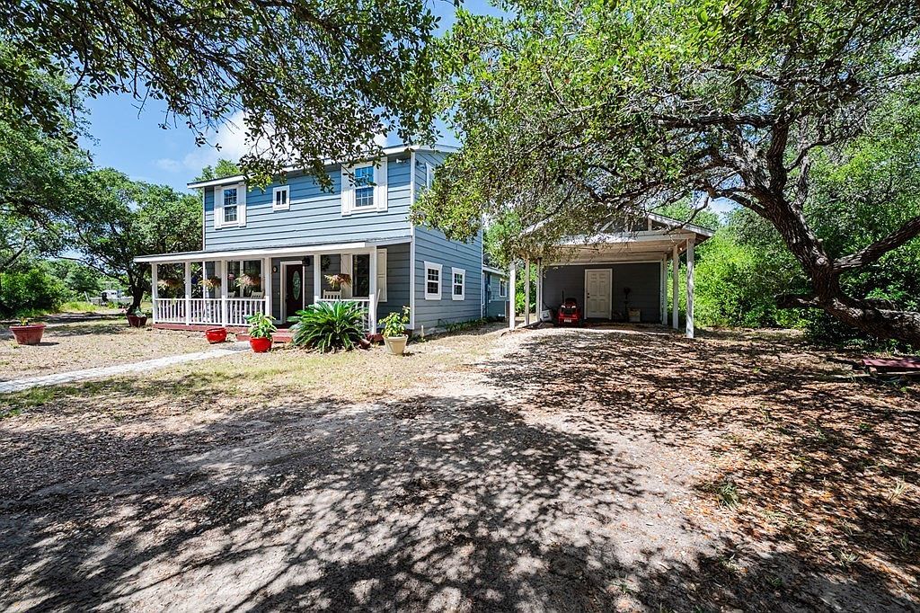 1705 W Rhodes Ave Aransas Pass, TX 78336 - Thumbnail 5