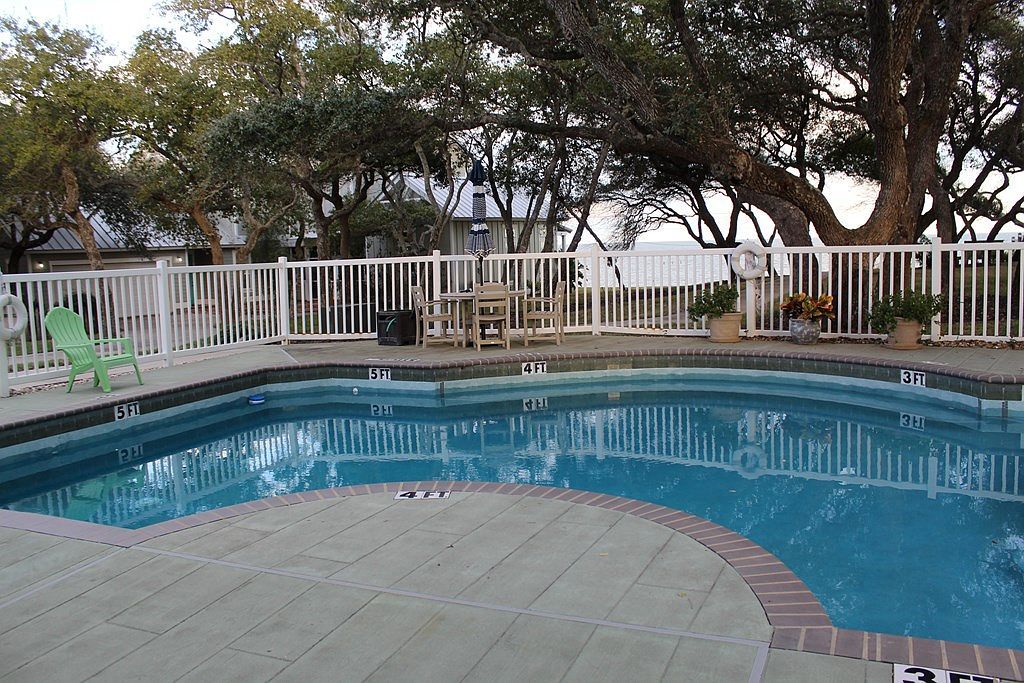 103 Boardwalk Ave Rockport, TX 78382 - Thumbnail 5