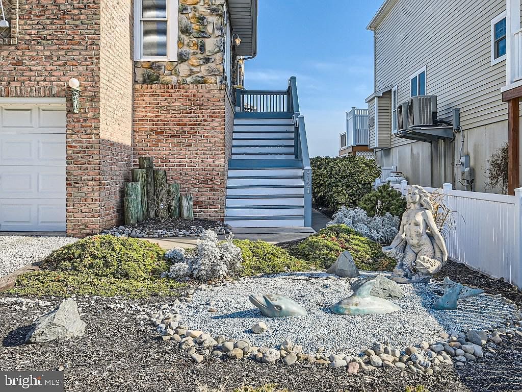 9121 Cuckold Point Rd Sparrows Point, MD 21219 - Thumbnail 5