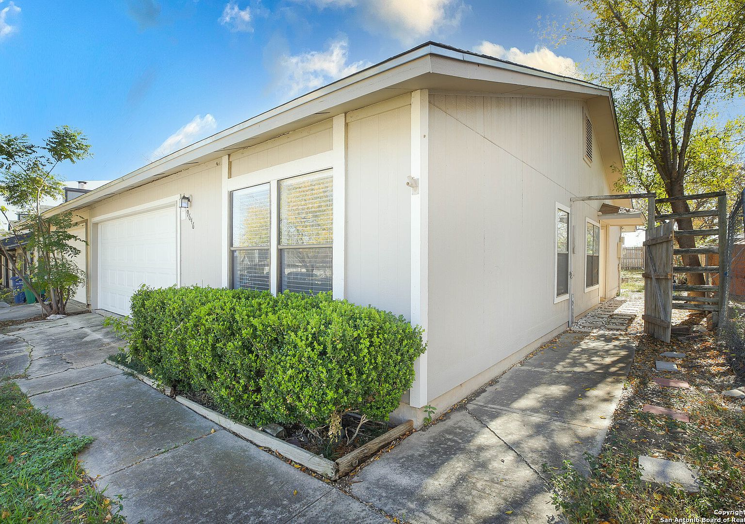 9646 Bratton Dr San Antonio, TX 78245 - Thumbnail 5
