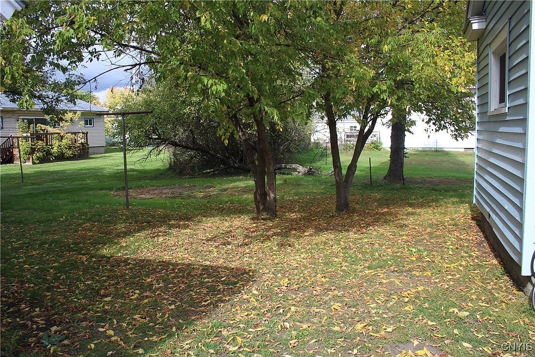 148 Duffy St Watertown, NY 13601 - Thumbnail 5