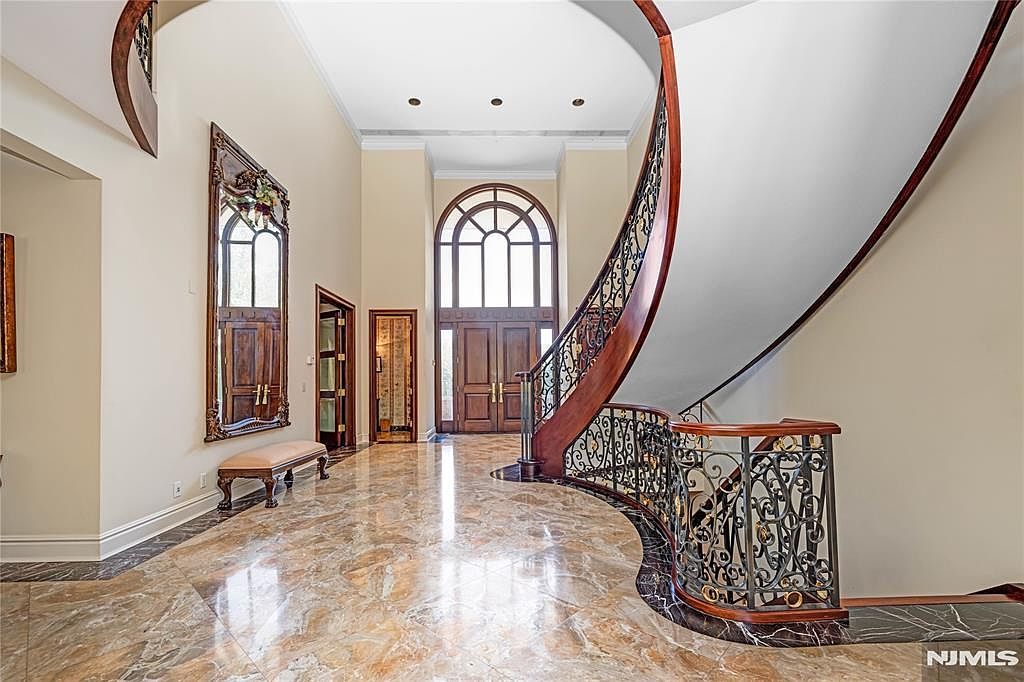 67 Adams Dr Cresskill, NJ 07626 - Thumbnail 5